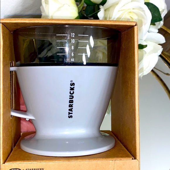 OXO+Starbucks Pour Over Coffee Maker w/ Water Tank ☕️ - Picture 4 of 7